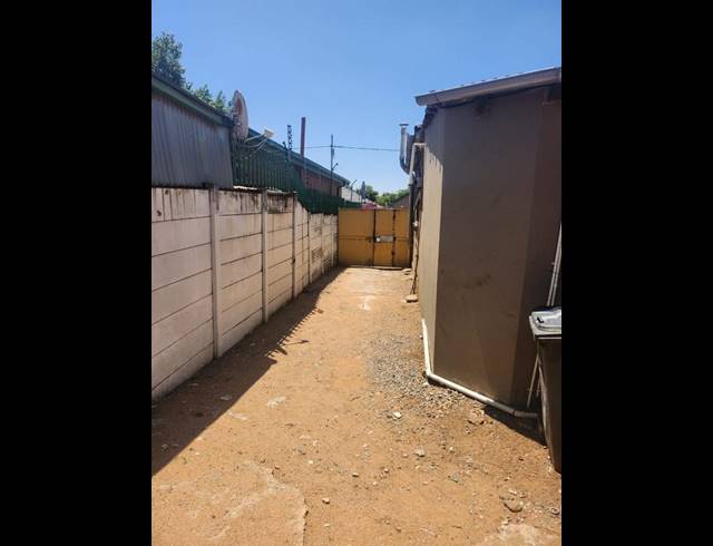 7 BEDROOM HOUSE FOR SALE IN TURFFONTEIN